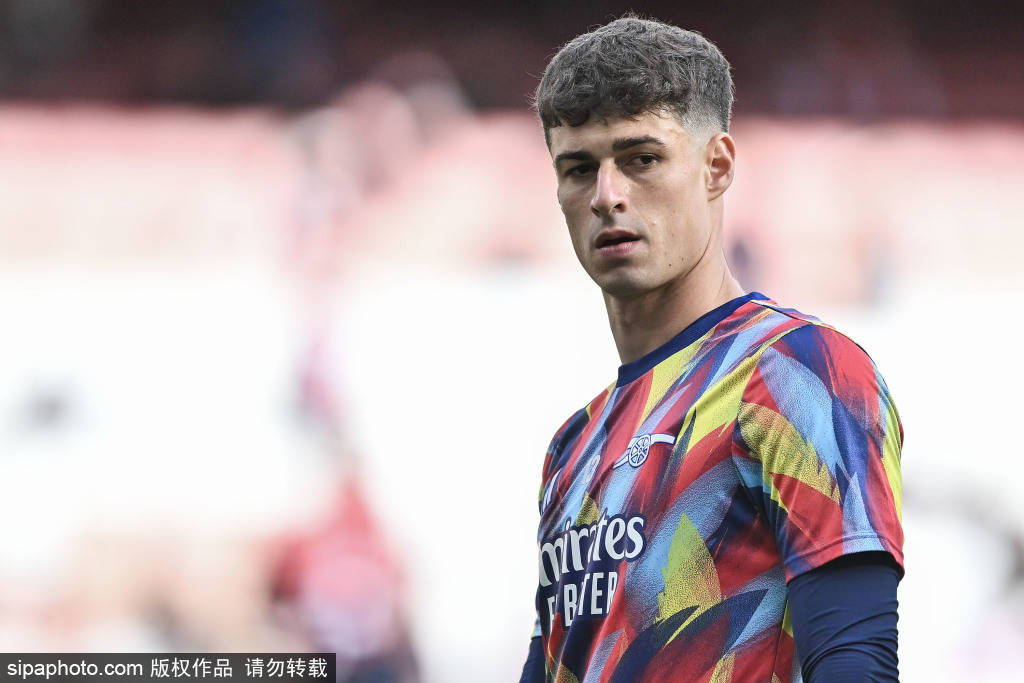 火力凶猛!拜仁连续7场联赛进球3+,差1场追平自己保持的德甲纪录